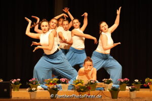 Die U18-Formation des Lessing-Gymnasiums aus Lampterheim mit dem Thema "Arabian Nights"