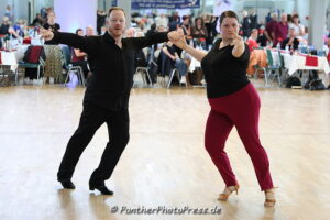 Stephan Schönenberger / Yvonne Tauber, 1. Maintaler TSC Blau-Weiß